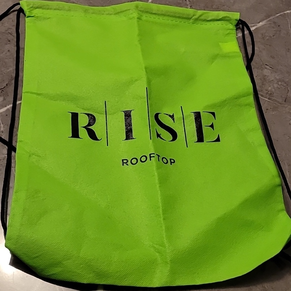 RISE ROOFTOP  backpack drawstrings